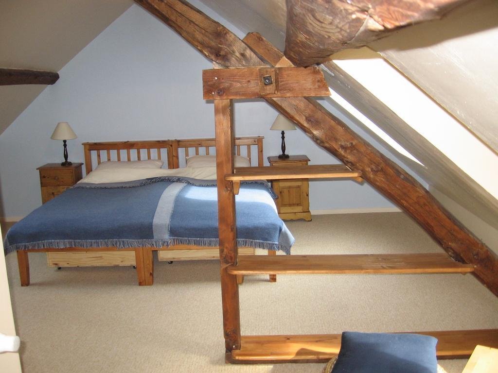 Montauban-de-Luchon Papilio Bed & Breakfast エクステリア 写真